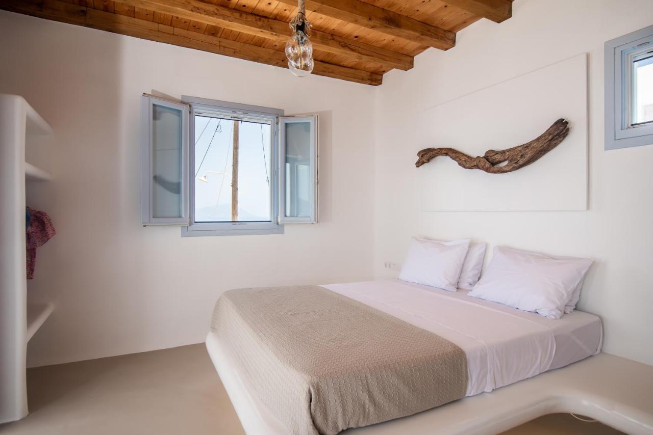 Plaka Suites Extérieur photo