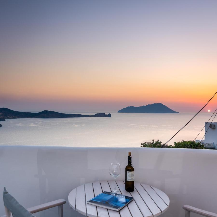 Plaka Suites Extérieur photo